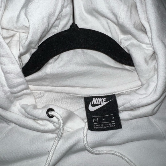 nike hoodie - Picture 3 of 4
